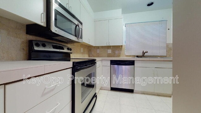 Photo - 1945 Washington St Unit #406
