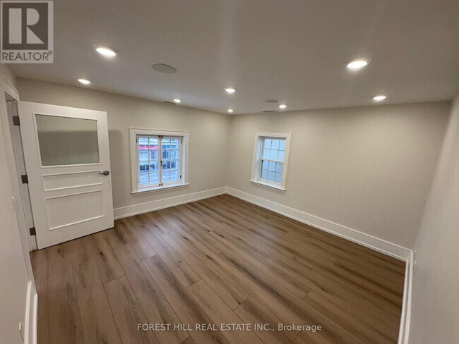 Photo - 13 Thomas St