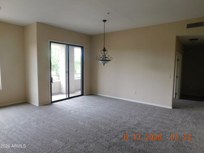 Photo - 2989 N 44th St