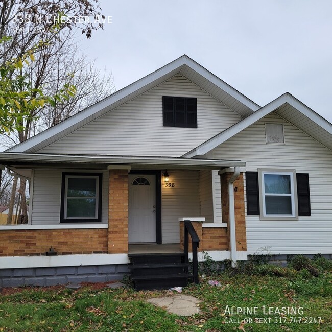 Near Eastside 3BR/2BA House w/Garage! - Near Eastside 3BR/2BA House w/Garage!