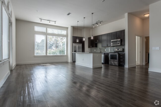 2 BR, 2 BA - 1337 SF