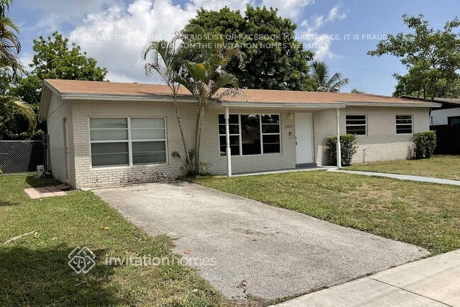 Building Photo - 10005 SW 166th St Rental