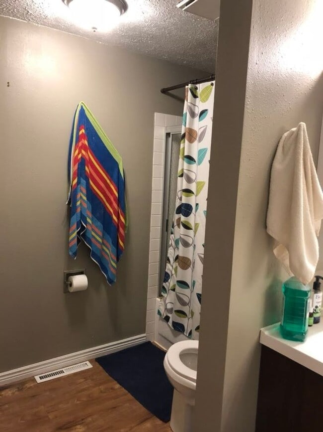 Photo - 905 Pasque Dr