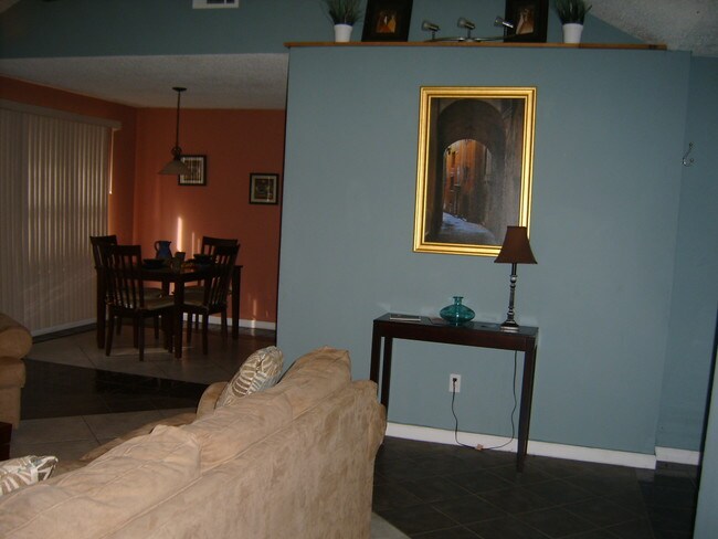 Great Room - 13801 Pierres Ct