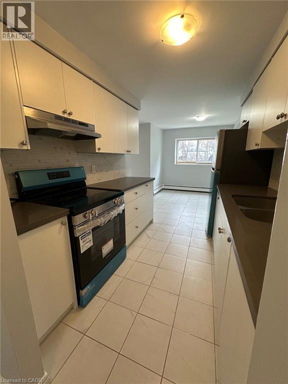 Photo - 15 Mowat Blvd Unité 4