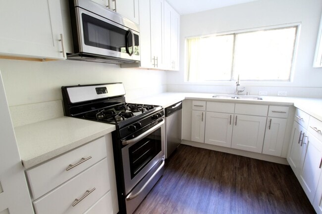 Photo - Ethel Avenue Apartments