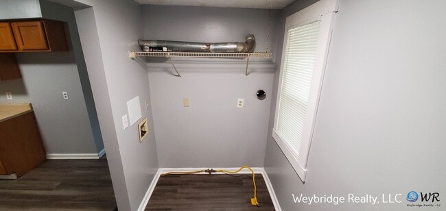 Photo - Spacious 3-Bedroom Home in West Price Hill – Covered Porch & Off-Street Parking!