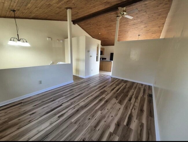 Photo - 1400 Hartland Woods Way