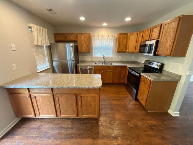 Photo - Charming 3 bdrm/ 2.5 bthrm End Unit Townhome!