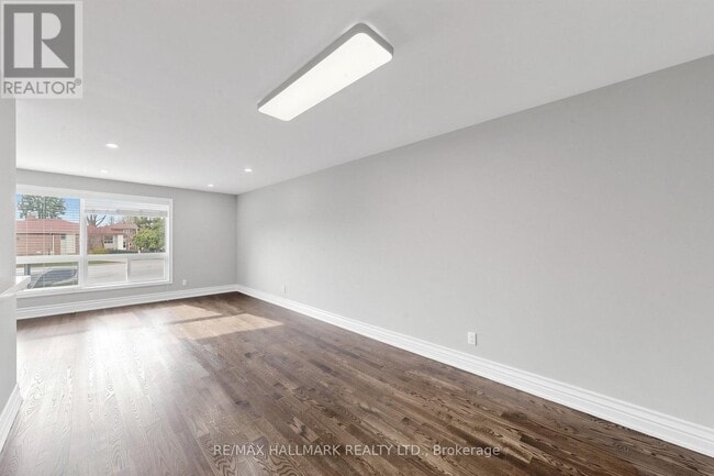 Photo - 25 Beethoven Ct