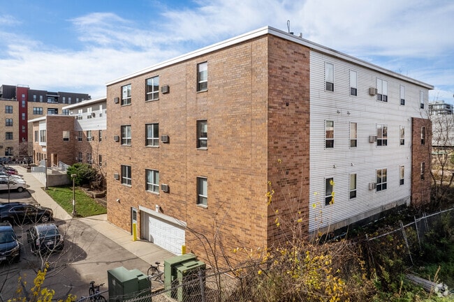 301 S Livingston St