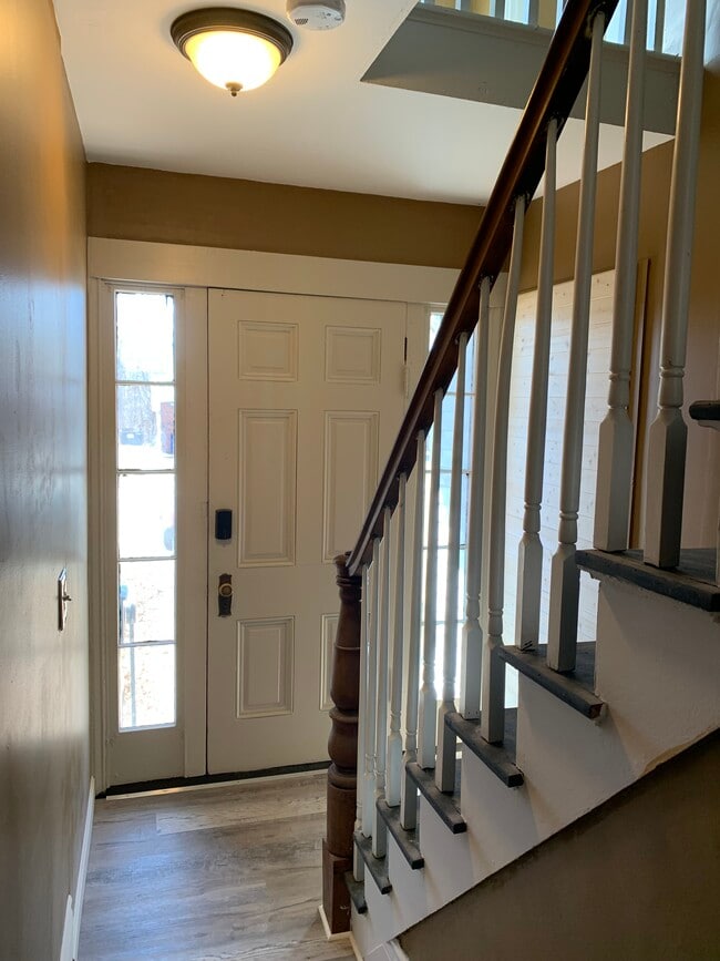 Front Entry - 2 Lawrence St Unit 2nd floor