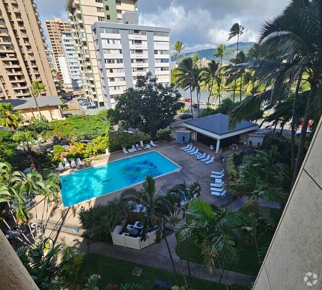 Building Photo - Waikiki - Liliuokalani Gardens: A Studio, ... Unit Apt. #618