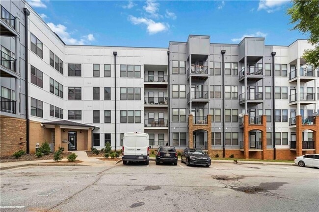 Photo - 898 Oak St SW