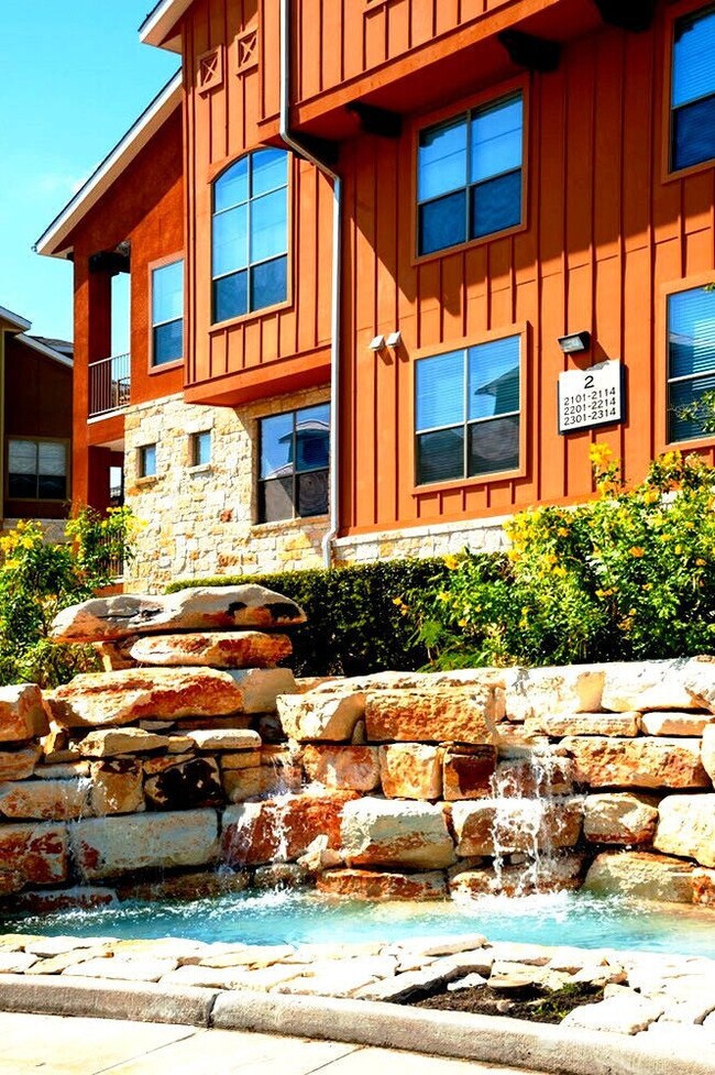 Cantera at Towne Lake Apartments For Rent in Cypress, TX