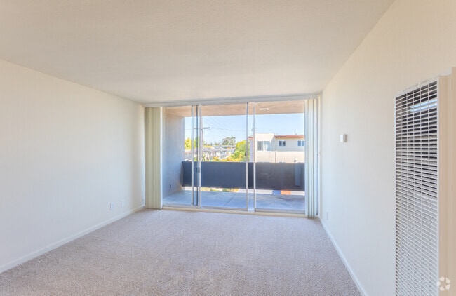 Photo - 2831 – 2845 Flores Apartments