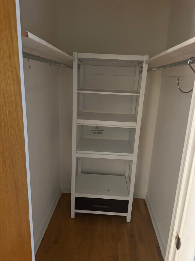 Photo - 10008 Jeanes St