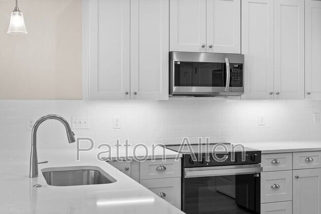Photo - 107 Collin Pl