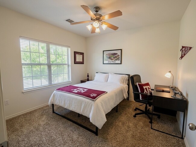 Photo - 107 Forest Dr Loop