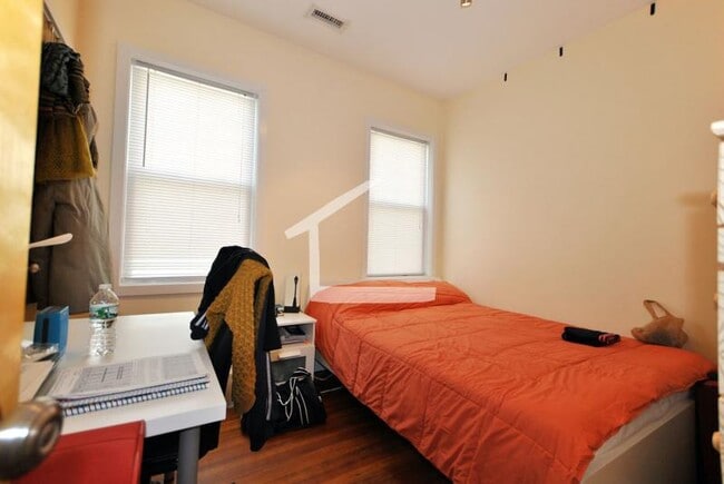 Photo - 24 Ashford St
