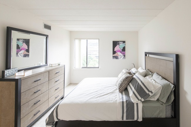 Photo - Park View Apartments