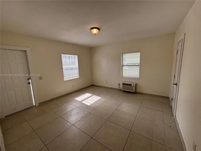 Photo - 1711 Fillmore St Unidad 506