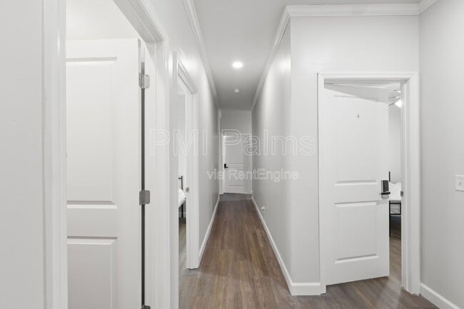 Photo - 1521 Preston St S