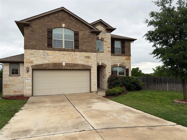 Building Photo - 704 Carillion Dr