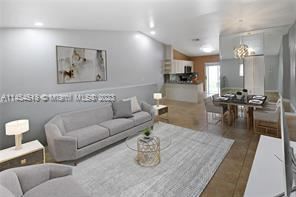 Photo - 3 br, 2 bath Condo - 10953 W Okeechobee Rd... Unidad 202