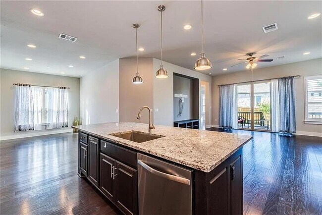 Photo - 11016 Cut Plains Loop