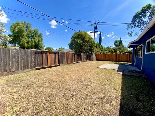 Photo - Lovely 4-bedroom home in Fremont – Sundale Neighborhood!