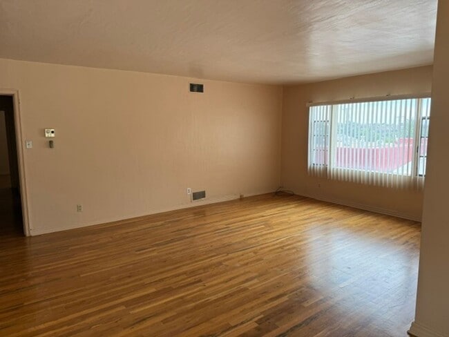 Photo - 1810 N Juniper St