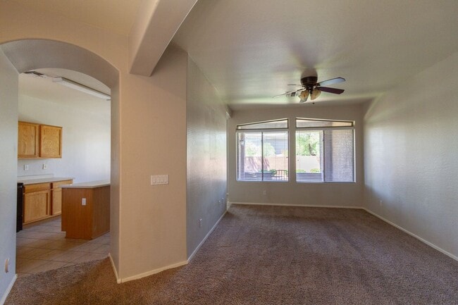 Photo - 2600 E Springfield Pl