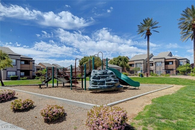 Building Photo - 6650 W Warm Springs Rd Unit 1146