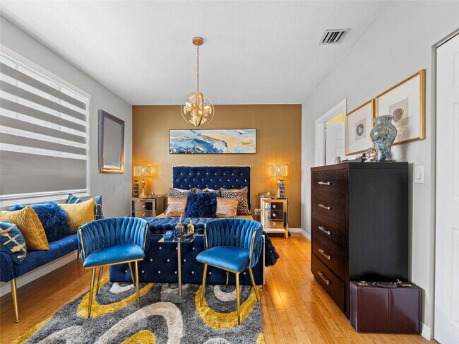 4402 SW 160th Ave Unit 911