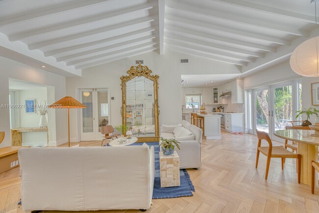 Photo - 4071 Barbarossa Ave