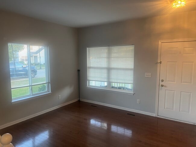 Photo - 759 Shannon Dr