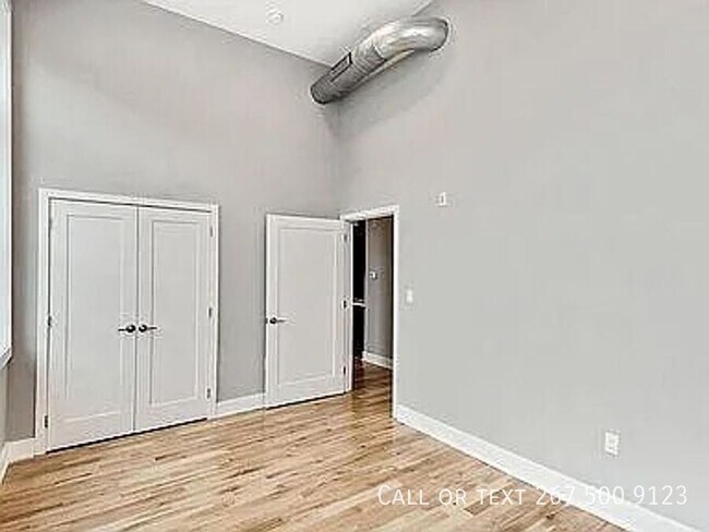 Photo - 1523 W Girard Ave Unit 103