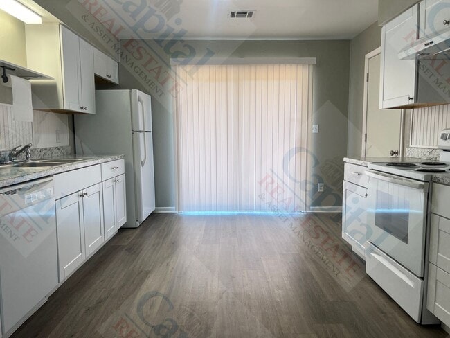 Photo - Convenient Location