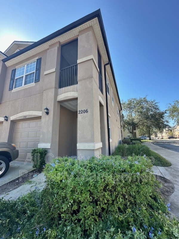 Photo - 12301 Kernan Forest Blvd Unidad #2206 Rental