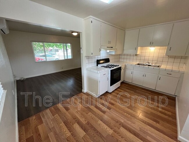 Photo - 85 E Mountain View Ave