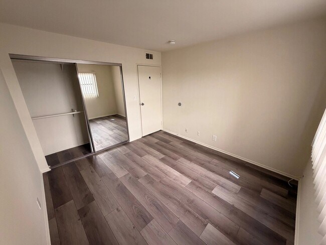 Photo - 11215 Camarillo Street,