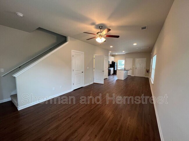 Photo - 204 Joiner Cir Unit 204