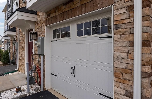 Photo - 2939 Shaws Rd