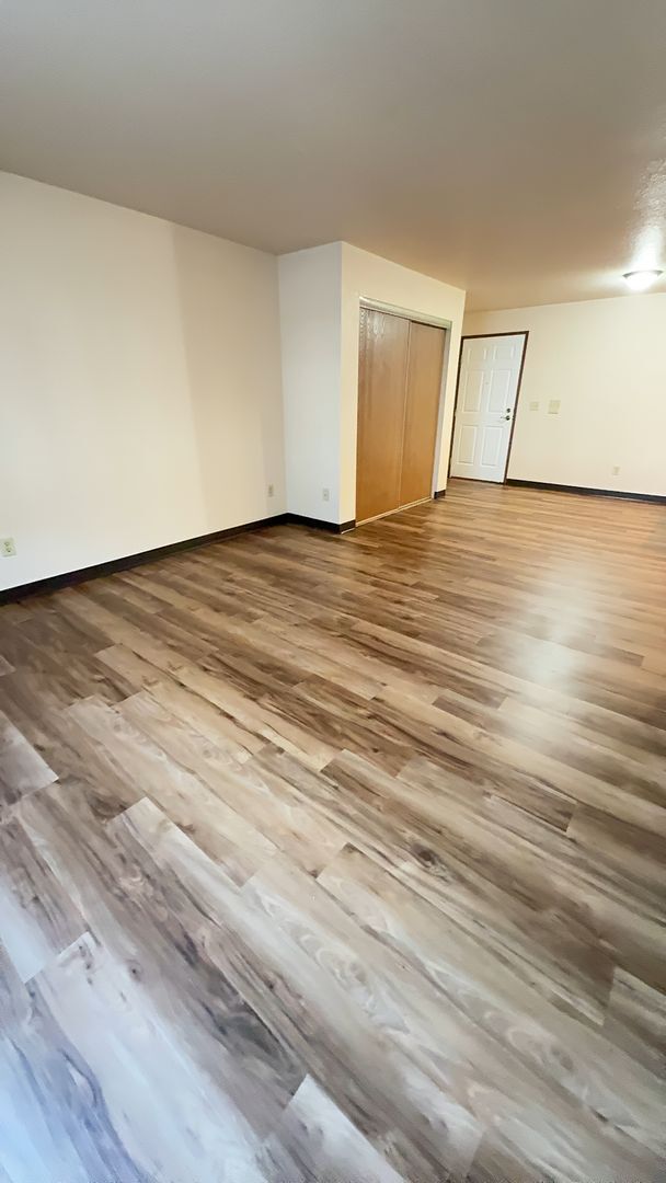 Brookside North Apartments
