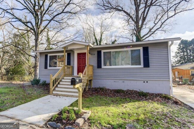 Photo - 284 Barfield Ave SW