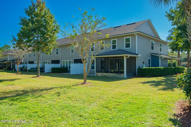 Photo - 352 Magnolia Creek Walk