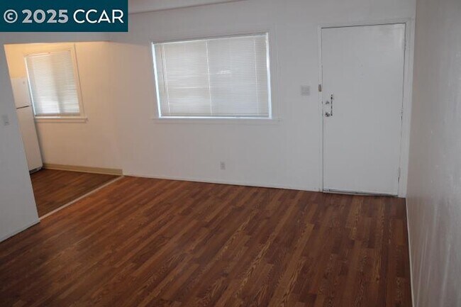 Photo - 2515 Manchester Ave Unit 2