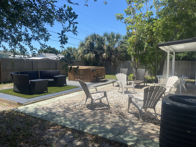 Photo - 907 Fruitland Ave