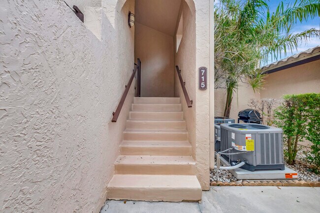 Photo - 210 Captains Walk Unit 715